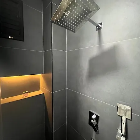 Rueya Boheme Hotel *