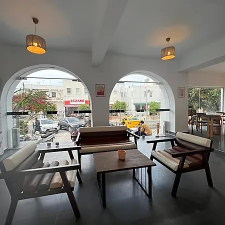 Rueya Boheme Hotel